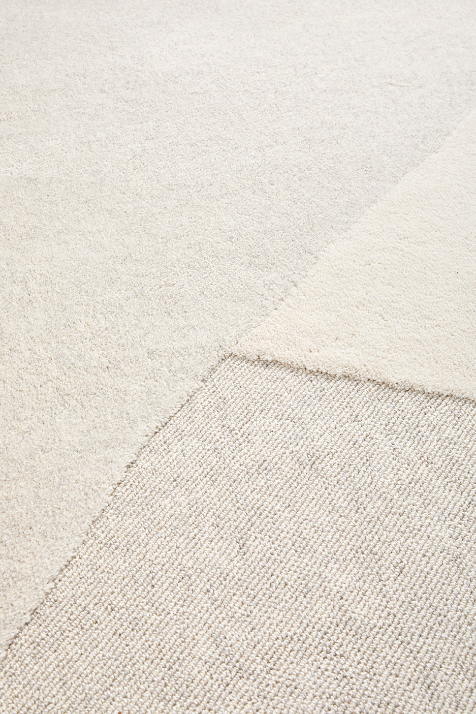 Wool rug Rose 200x290 tone-on-tone