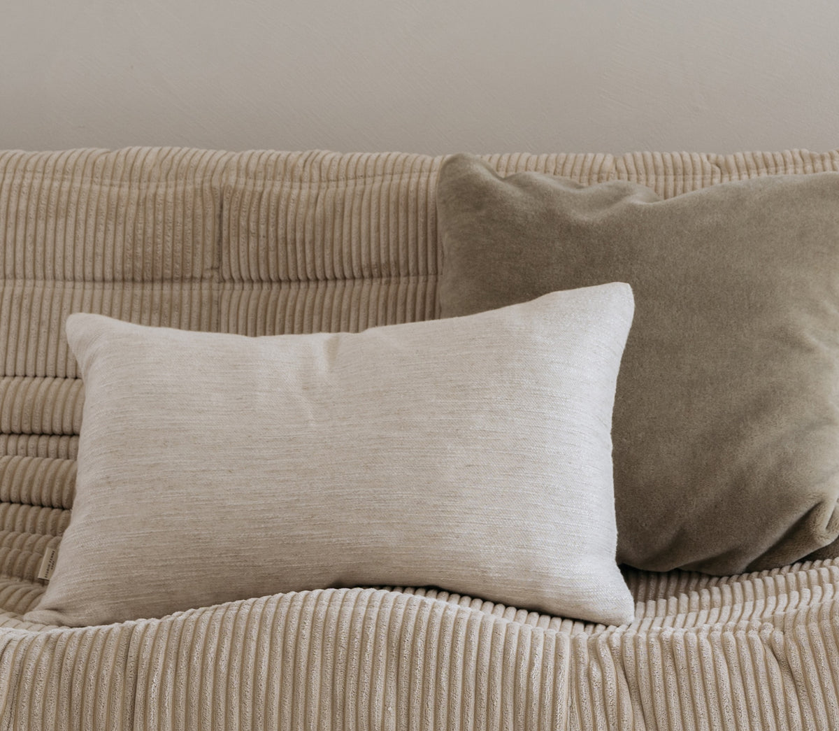Soft organic cotton decorative cushion Hazel 50x50 cm