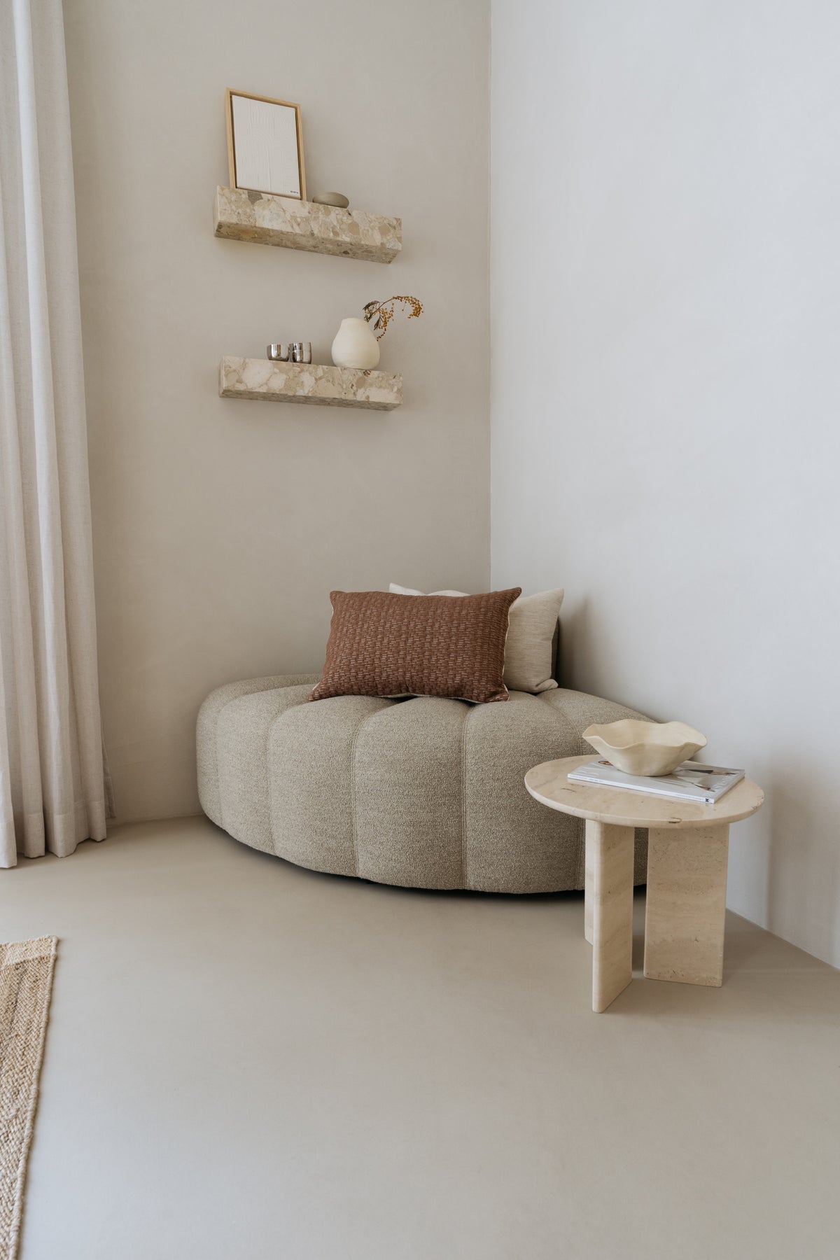 Soft two-tone quilted decorative cushion Olivia 60x40 cm