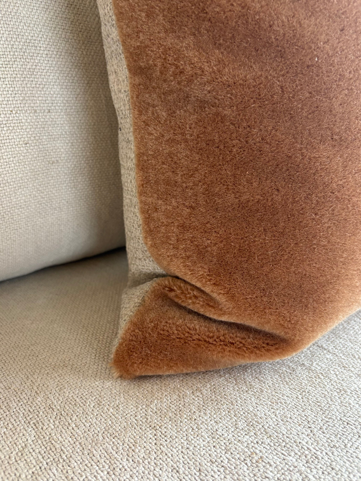 Luxury mohair decorative cushion Amy caramel 50x30 cm