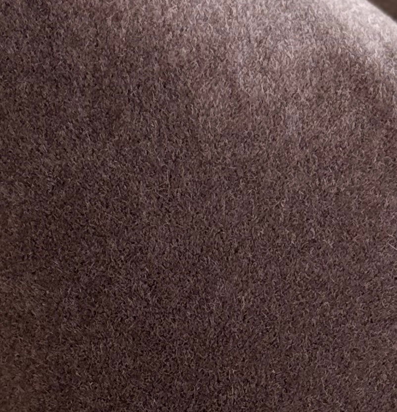 Luxe mohair sierkussen Amy aubergine 50x50 cm