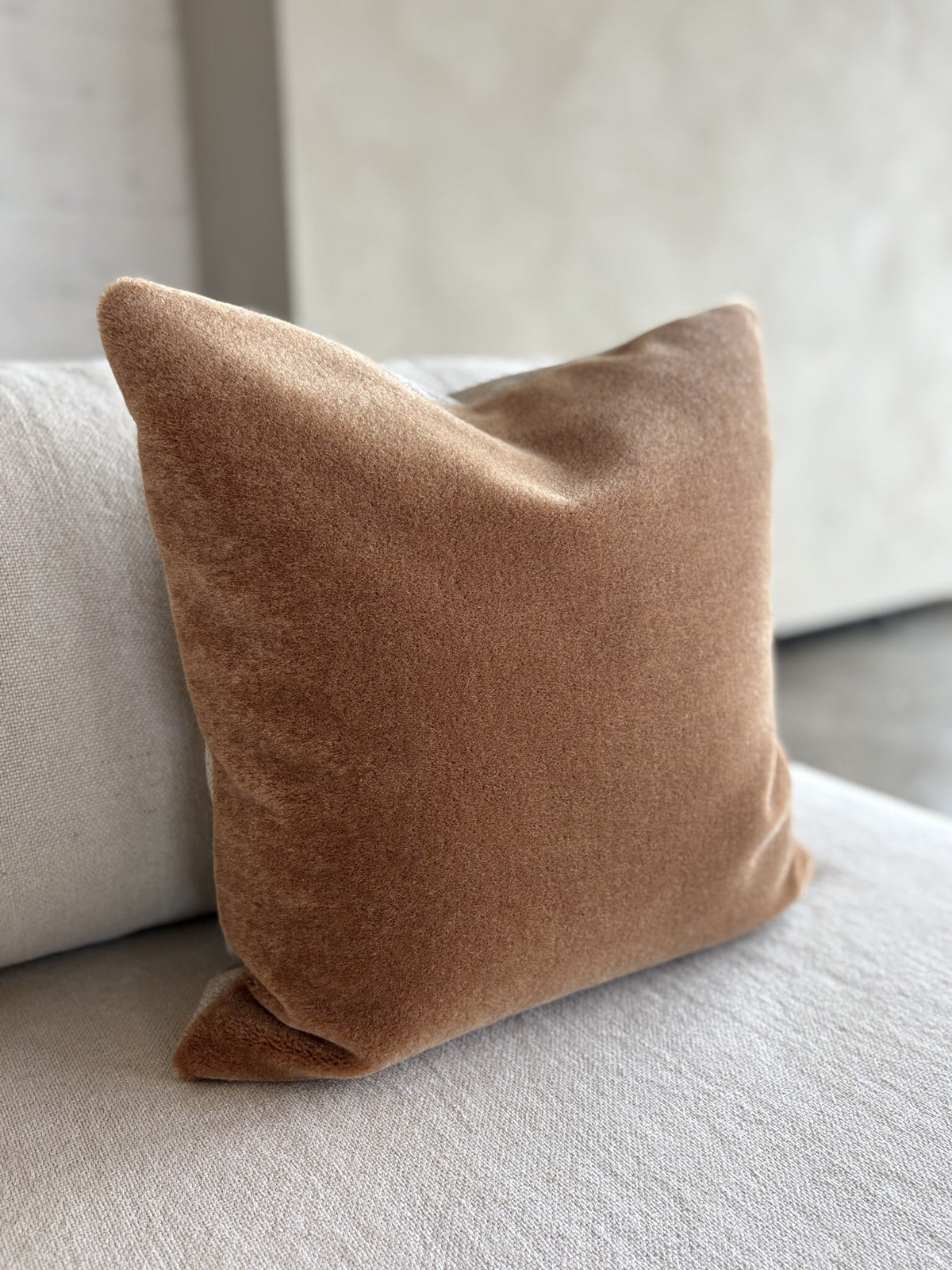 Luxury mohair decorative cushion Amy caramel 50x50 cm