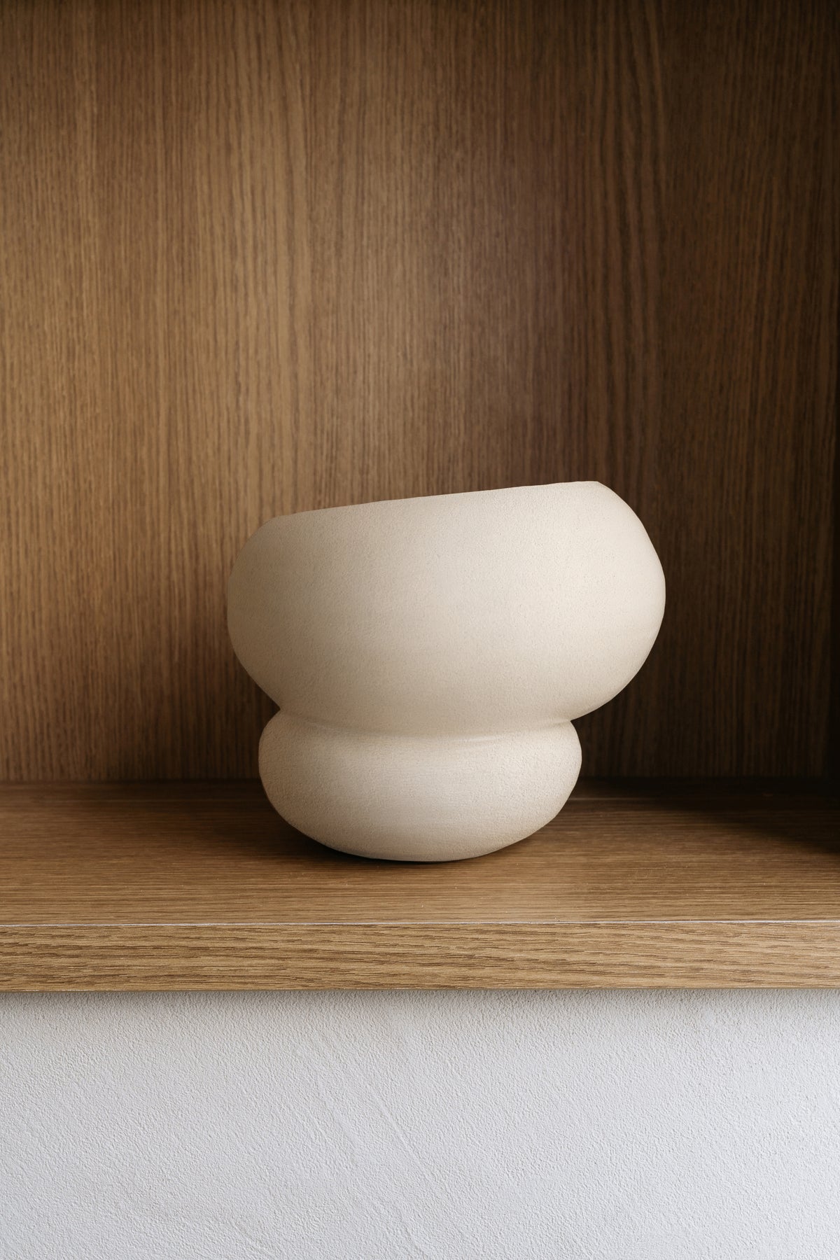 Handmade Leya vase in matte ecru Portuguese ceramic